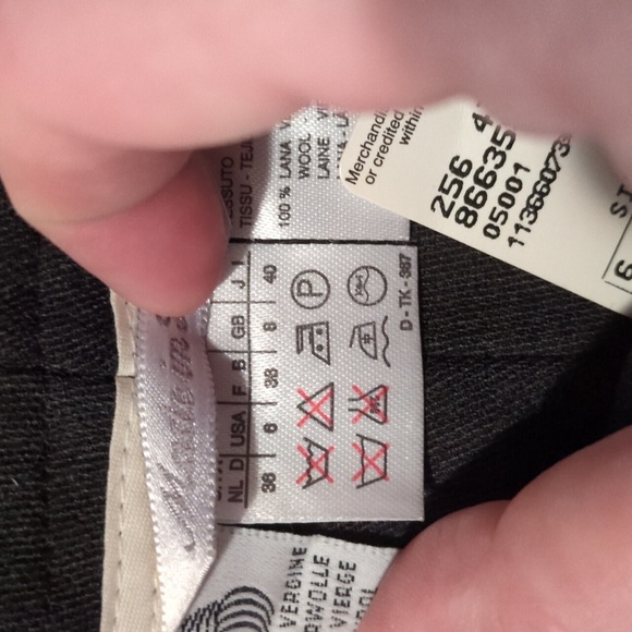 MaxMara Virgin Wool Gray Pleated Trousers Size 6 - Picture 6 of 10